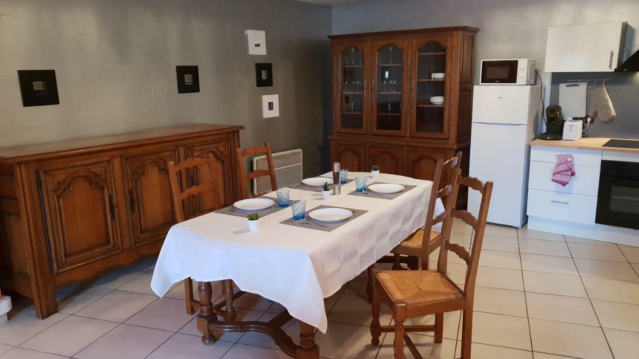 Вілла Les Barons De Guers Castelnau-de-Guers Екстер'єр фото